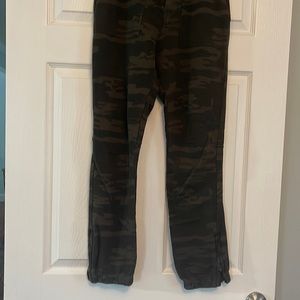 Anthropologie Sanctuary Camo Joggers-Like New